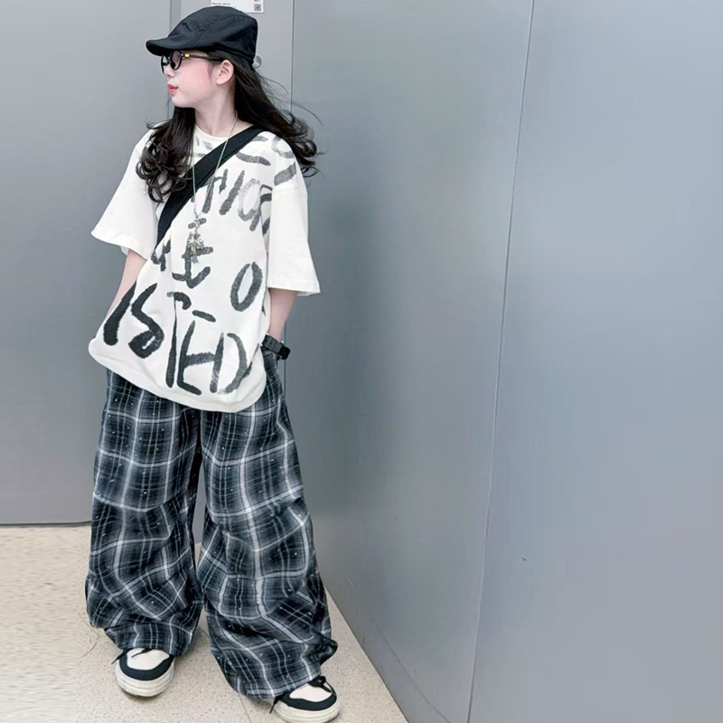 Summer Girls Hip Hop Graffiti  - Summer Clothing Drawing ulasan dan harga
